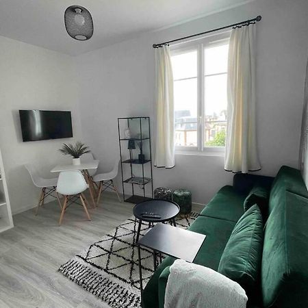 Ferienwohnung L'Oiseau Bleu Appt 2 Pieces , 150 M De La Plage Blonville-sur-Mer Exterior foto